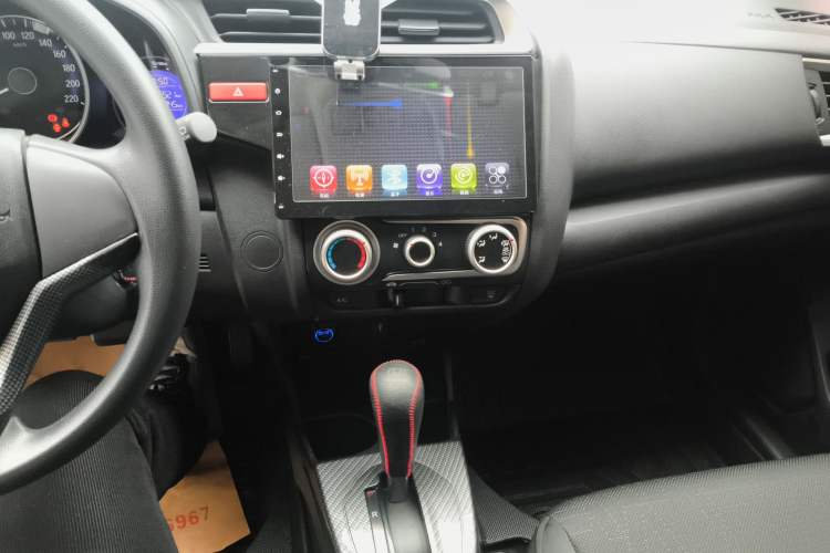 Used Honda Fit 2016 1.5L SES CVT Fashion Sunroof Edition