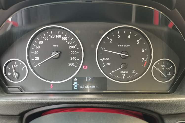 Used BMW 3 Series 2015 316Li Fashion Model
