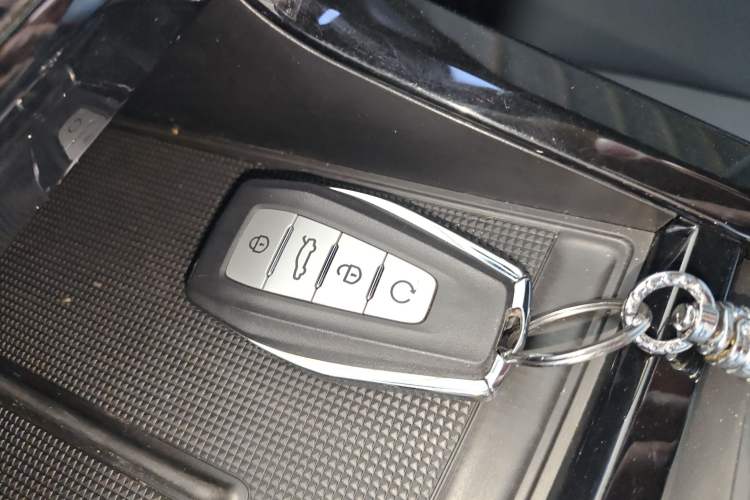 Used Geely Auto Emgrand X7 Sport 2023 Boyue COOL 1.5TD Smart Model Interior 1