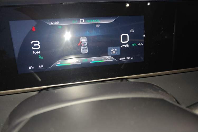 Used BYD Qin L 2024 DM-i 120KM Beyond Model
