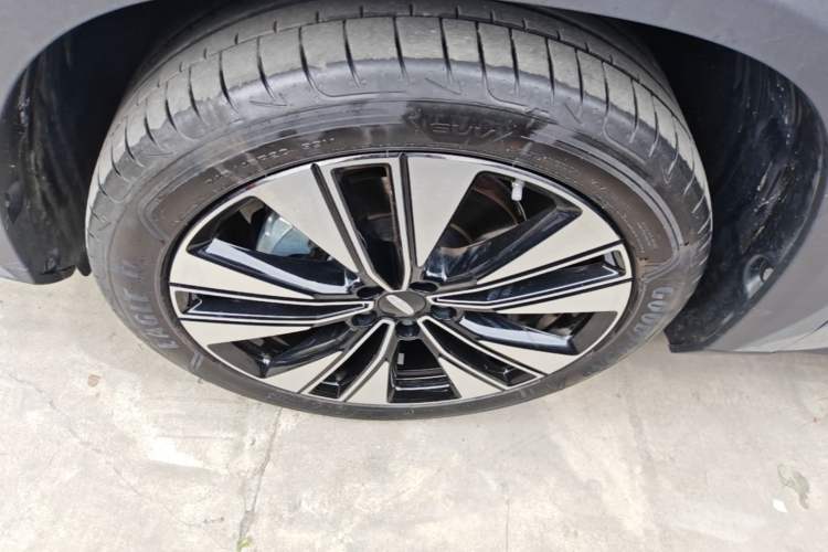 Used Geely Auto FX11 2025 4th Generation 1.5TD DCT Jinxiu