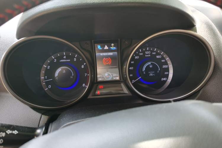 Used CHANGAN CS75 2016 2.0L Manual Luxury Version China V Standard