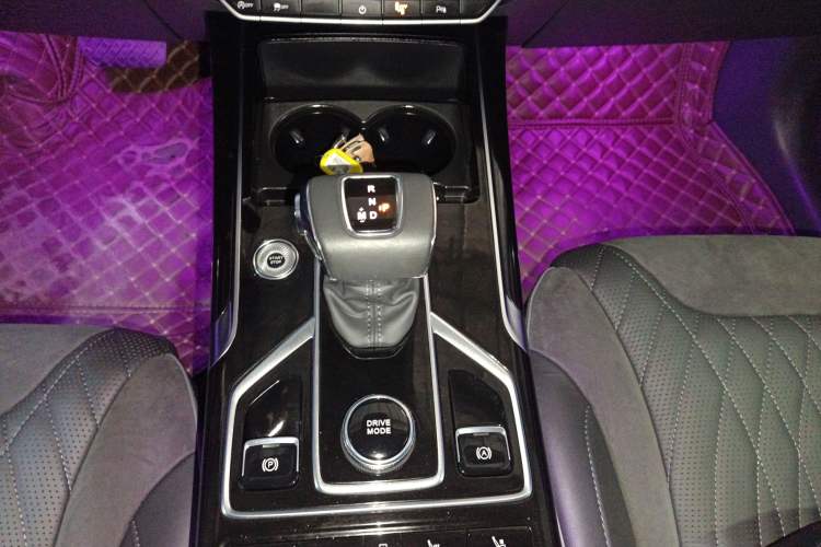 Used Hongqi HS5 2022 2.0T Smart Connect Flagship All-Wheel-Drive Version