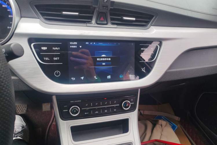 Used Geely Auto Vision 2019 Upgraded Model 1.5L Manual Luxury Version China VI Standard
