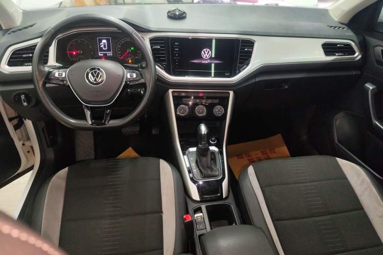 Used Volkswagen T-ROC 2021 280TSI DSG Two-Wheel Drive Elite Connect Edition
