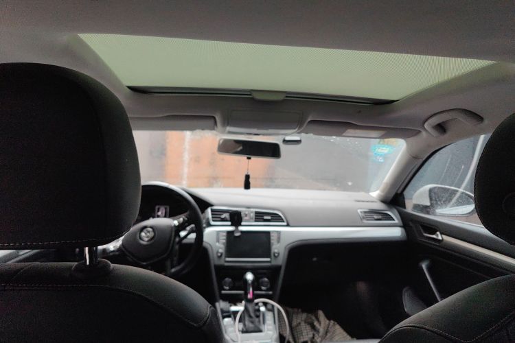 Used Volkswagen Lamando 2018 280TSI DSG Comfort Edition
