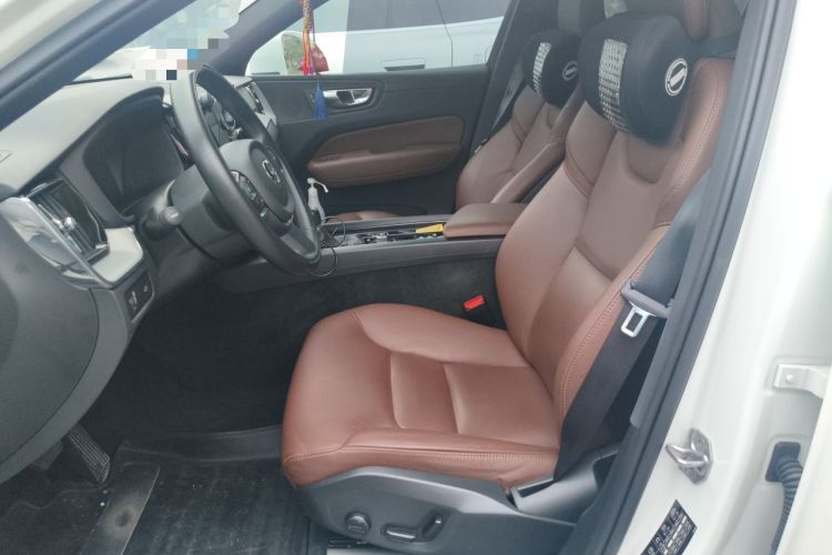 Used Volvo XC60 2021 T5 4x4 Smart Luxury Edition