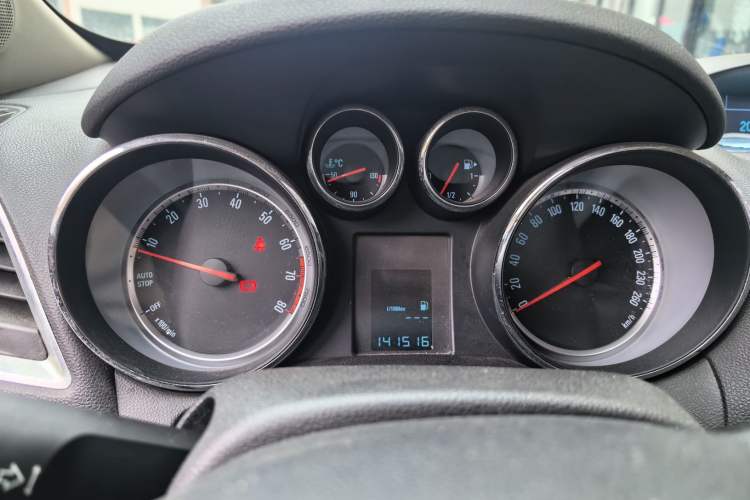 Used Buick Encore 2015 1.4T Manual Two-Wheel Drive Urban Advanced Model