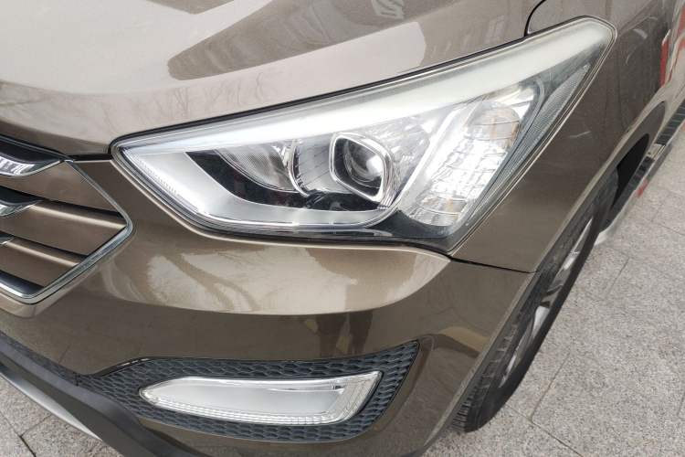 Used Hyundai Santa Fe 2013 2.4L Automatic 2WD Comfort Edition
