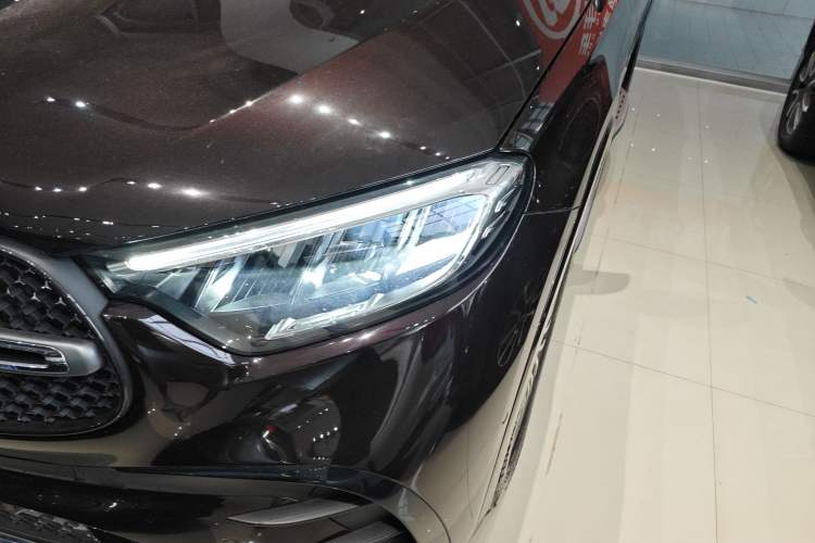 Used Mercedes-Benz GLC 2023 GLC 300 L 4MATIC Dynamic 7-Seater
