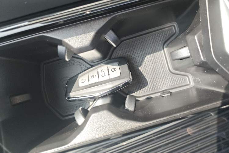 Used Geely Auto Monjaro L 2023 2.0TD High-Power Automatic Two-Wheel Drive Flagship Version