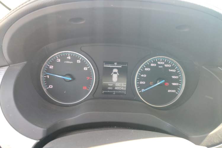 Used JAC Refine M3 2022 PLUS 1.8L 7-seater Standard Model
