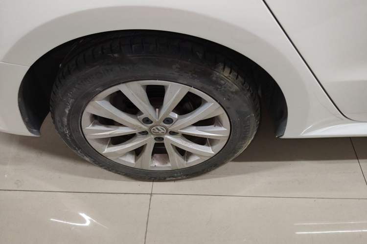 Used Volkswagen Lavida 2017 1.6L Automatic Comfort Edition