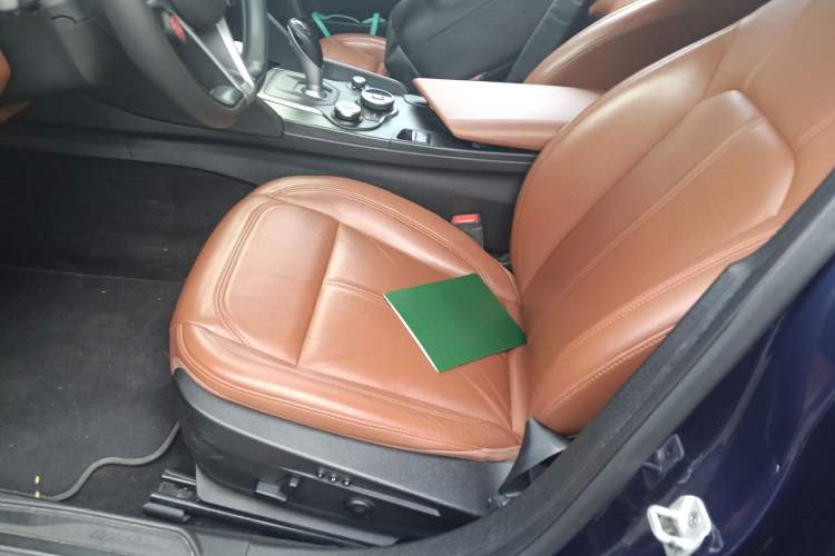 Used Alfa Romeo Giulia 2017 2.0T 200HP Elite Edition