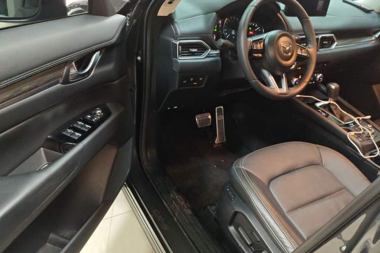 Used Mazda CX-5 2022 2.0L Automatic Two-Wheel Drive Zhiya Version