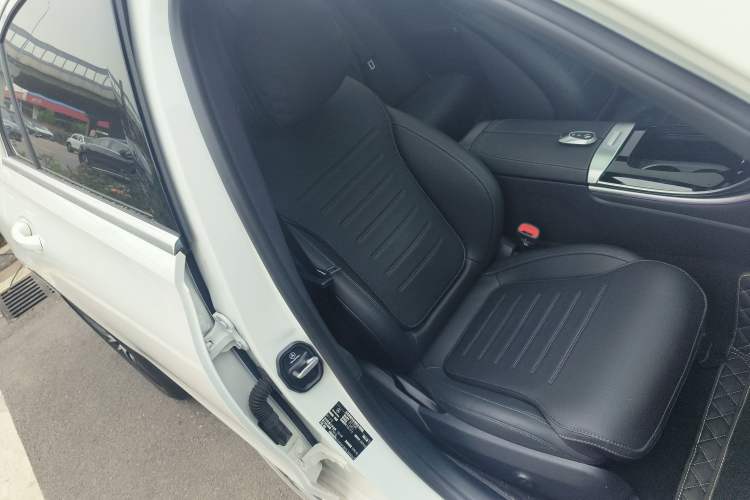 Used Mercedes-Benz C-Class 2025 Facelift C 260 L Sport Edition
