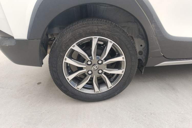 Used Toyota YARiS L Zhi Xuan 2022 X-Trail 1.5L CVT Luxury PLUS Edition