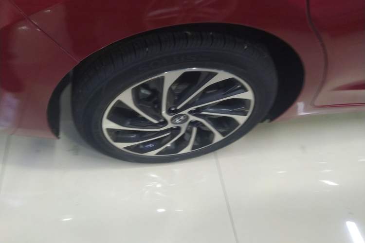 Used Hyundai Elantra (6th Generation / Lingdong) 2019 1.4T Dual-Clutch Xuan Dong · Dynamic Model