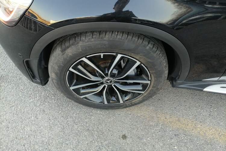 Used Mercedes-Benz GLC 2020 Facelift GLC 300 L 4MATIC Dynamic Edition