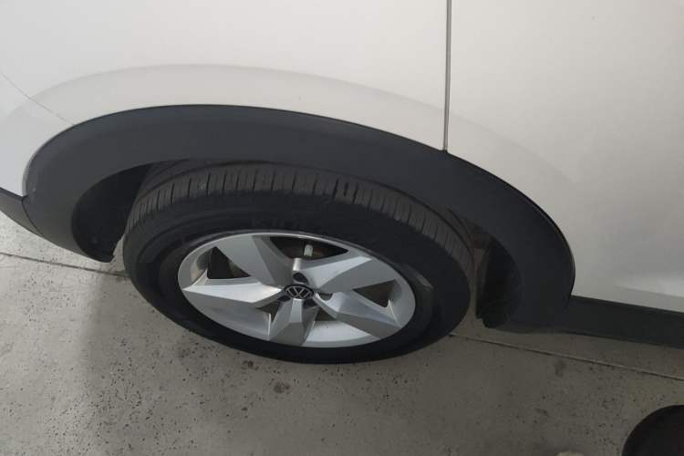 Used Volkswagen T-Cross 2022 1.5L Automatic Fashion Edition Right Rear Wheel Hub
