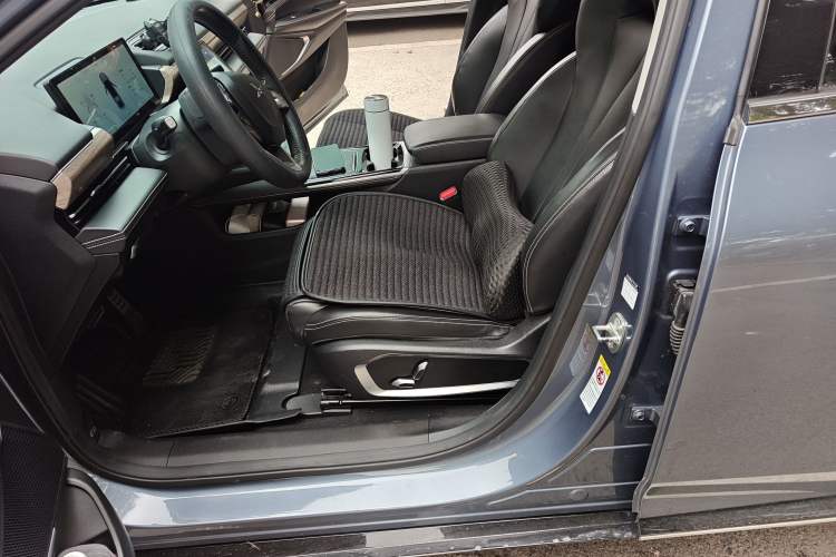 Used XPeng P5 2021 550G Left Front Seat