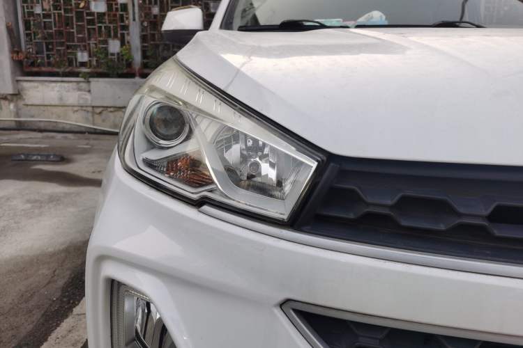 Used Wuling Hongguang S3 2018 1.5L Manual Comfort Model China V Standard
