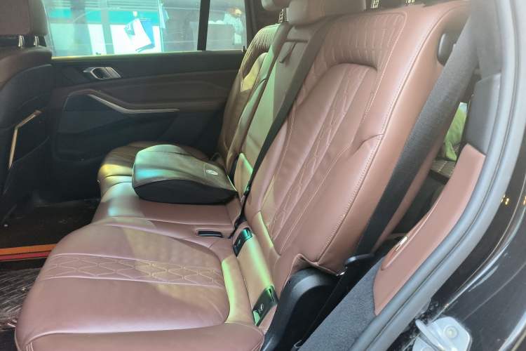 Used BMW X7 2019 xDrive40i Luxury M Sport Package