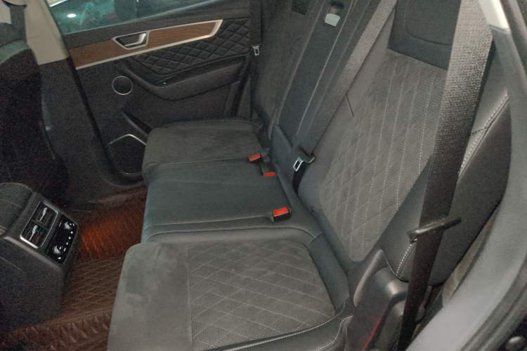 Used Hongqi HS7 2021 2.0T DCT Two-Wheel Drive Smart Connect Flagship Edition