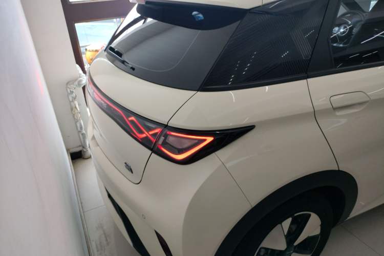 Used BYD Dolphin 2023 420 km Fashion Edition