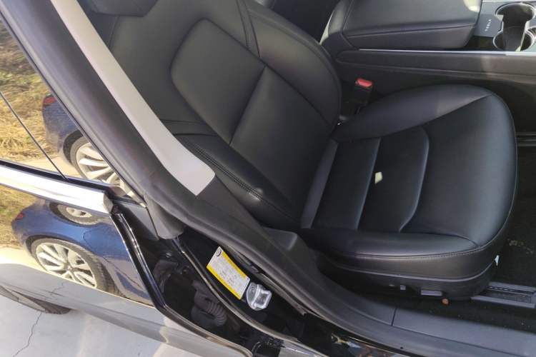 Used Tesla Model 3 2020 Long-Range Rear-Wheel-Drive Version