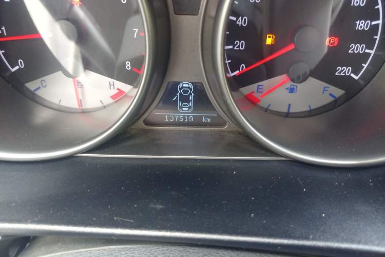 Used Geely Auto GX7 2014 1.8L Manual Elite Model
