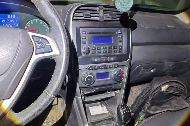 Used Chery Tiggo 3 2015 1.6L Manual Zhishang Commemorative Edition