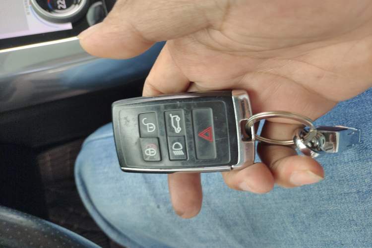 Used Land Rover Range Sport 2019 3.0 L6 SE