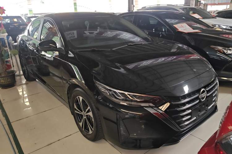 Used Nissan Sylphy 2023 1.6L CVT Enjoyment Edition Front Right 45 Deg