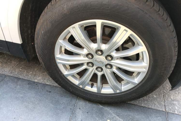 Used Cadillac XT5 2016 28T Four-Wheel Drive Tech Version
