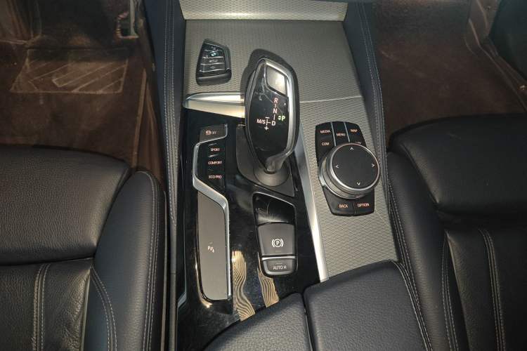 Used BMW 5 Series 2018 525i M Sport Package
