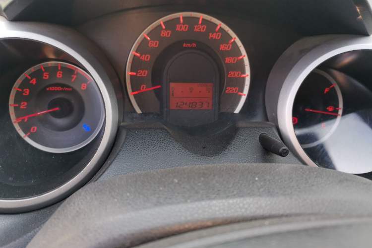 Used Honda Fit 2011 1.3L automatic comfort version Odometer Close Up