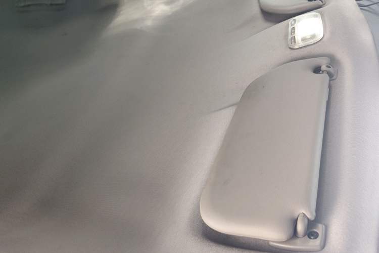 Used Peugeot 301  Headliner