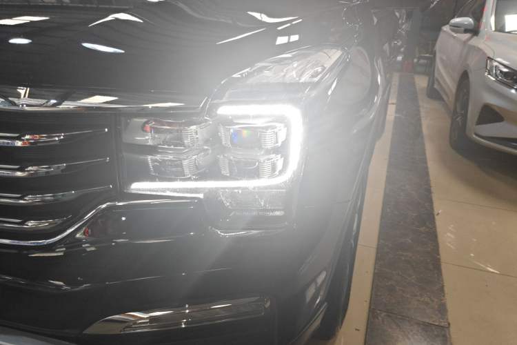 Used GAC Trumpchi GS8 2017 320T Two-Wheel Drive Luxury Smart Connectivity Version (7 Seats)