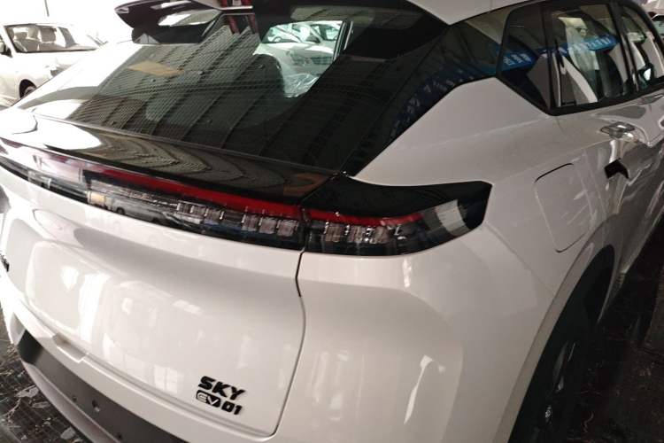 Used Dongfeng Aeolus SKY EV01 2025 530 km AIR Elite Edition