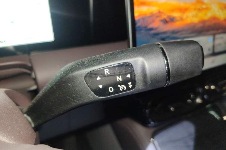 Used Leapmotor C11 2024 Range-Extended 300 Luxury Edition