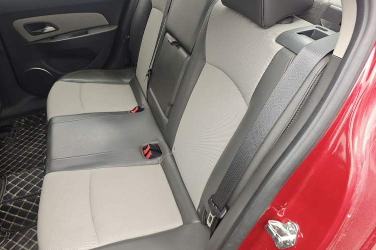 Used Chevrolet Cruze 2014 1.6L SL Millionth Anniversary Edition AT
