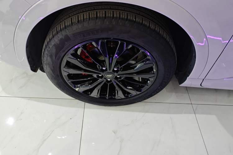 Used Ford Escape 2024 EcoBoost 245 Four-Wheel Drive ST-Line Pro Trim