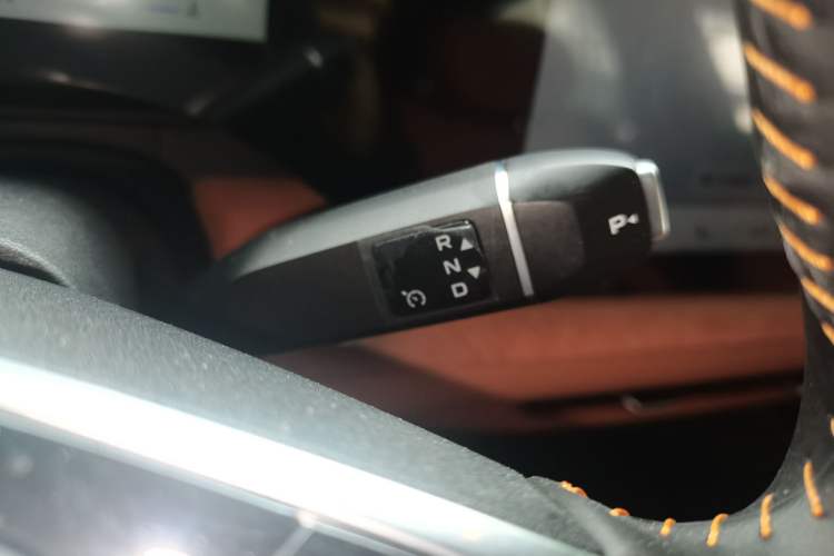 Used CHANGAN CS75 PLUS 2025 4th Generation 1.5T New Blue Whale Smart Luxury Edition