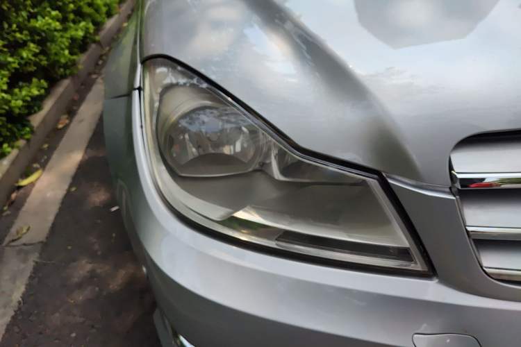 Used Mercedes-Benz C-Class 2011 C 200 CGI Fashion Model Right Front Headlight