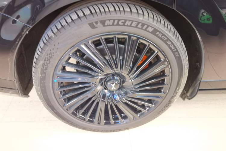 Used XPeng G9 2025 625 Long-Range Max