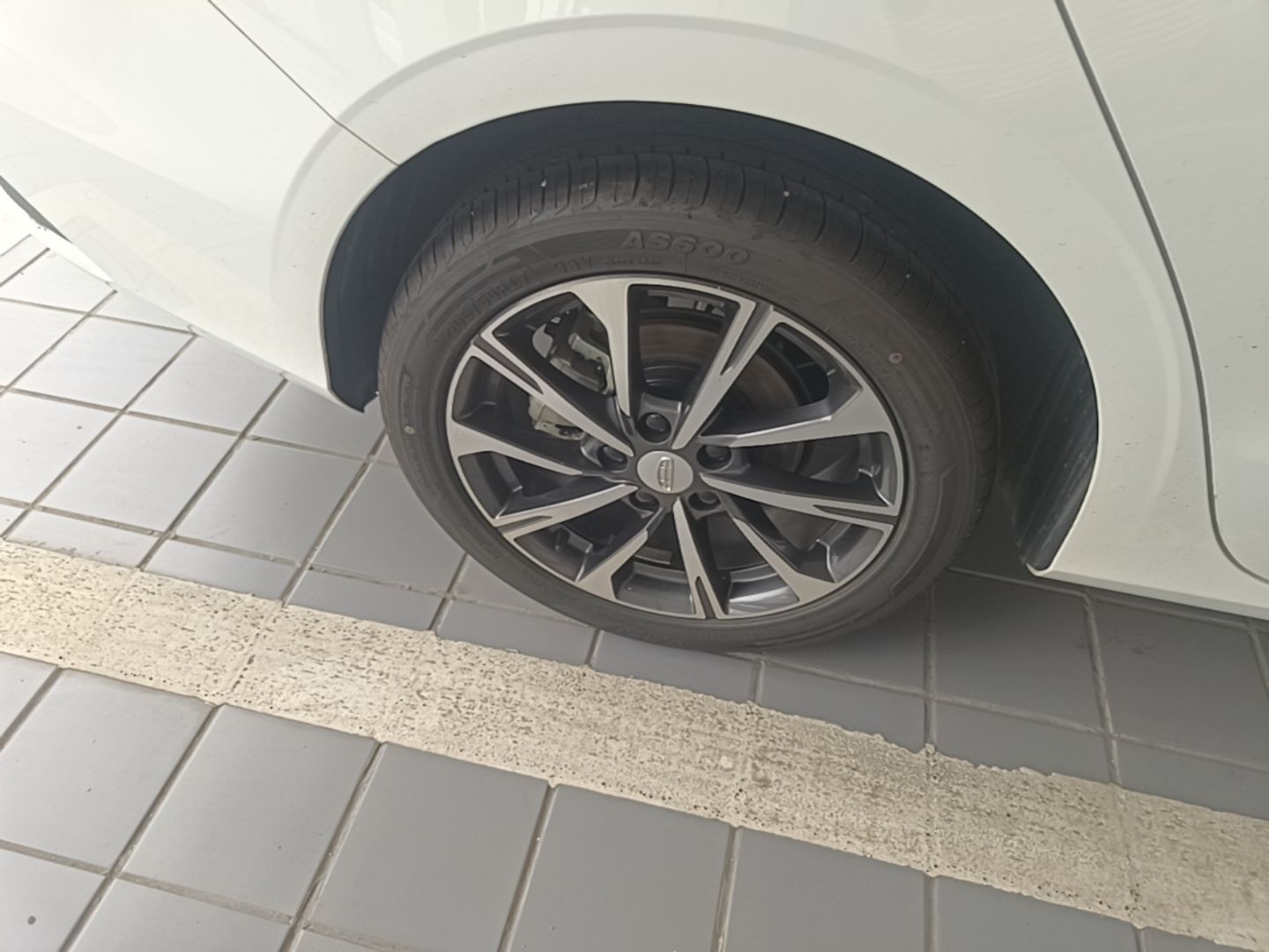 Geely Auto Emgrand 2026 Model 4th Generation 4 Millionth Anniversary Edition 1.5L CVT Feiyue Edition — снимка 11