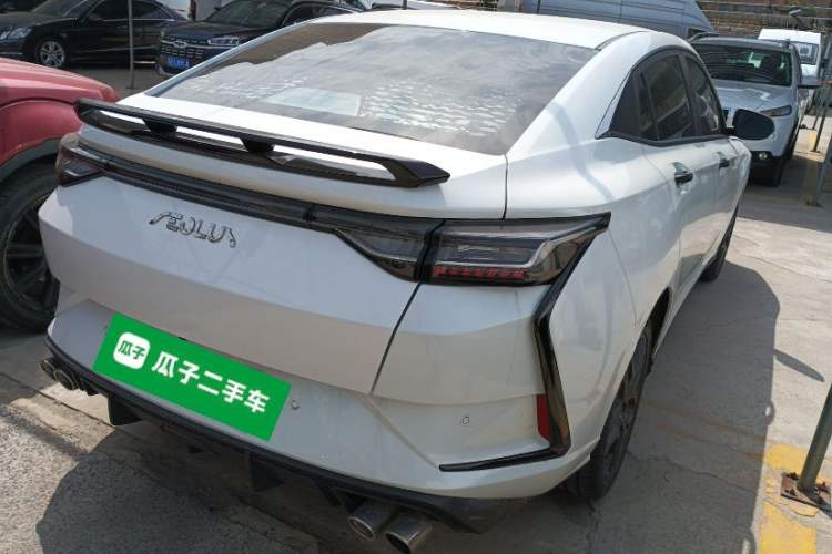 Used Dongfeng Aeolus Yixuan 2023 Mach Edition 1.5T Automatic Pursuit Rider Version Rear Right 45 Deg