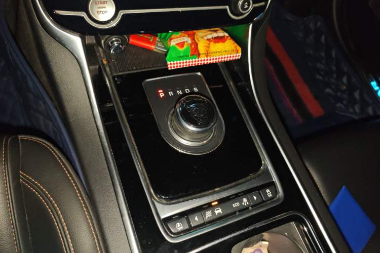 Used Jaguar XEL 2019 2.0T 200 PS Deluxe Edition
