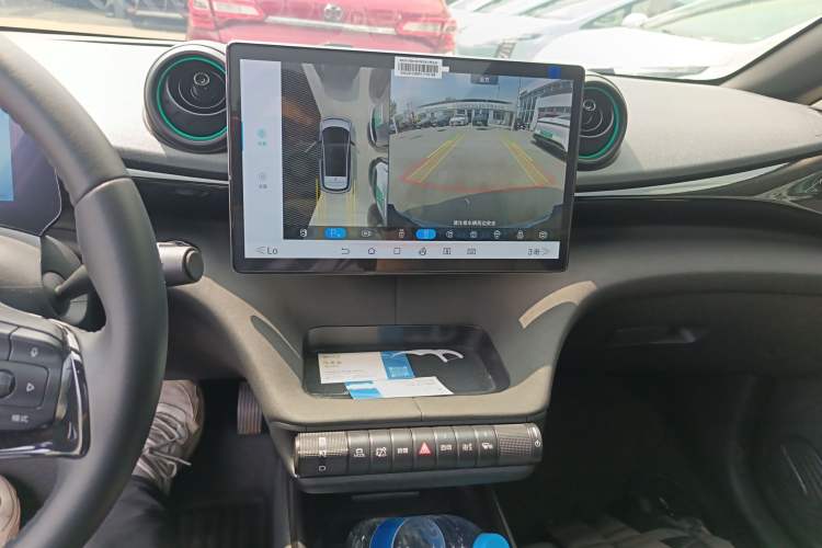 Used BYD Dolphin 2024 Honor Edition 420km Fashion Version
